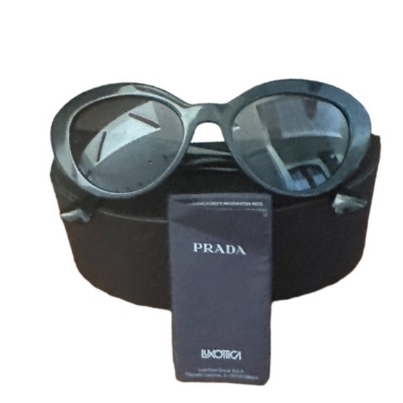 Prada Women's SPR15Q Oval Cat-eye Sunglasses, Black - Picture 2 of 10